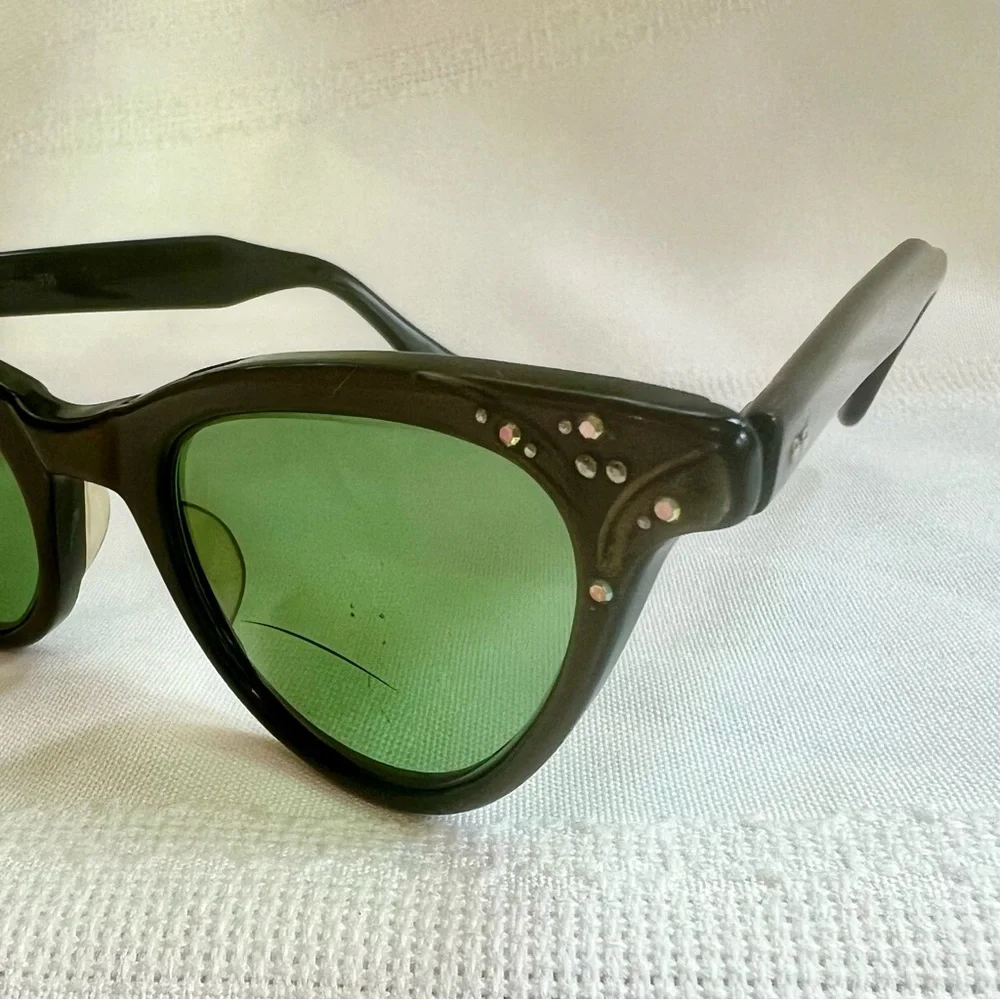 VTG Cat Eye Frames Need A‎ Little Cosmetic TLC